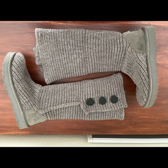 WOMENS UGGS SIZE 7✨FREE GIFTS✨ - Picture 11 of 14